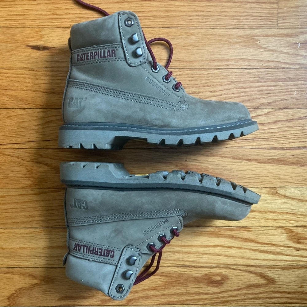 CATERPILLAR Grey Boots 5.5